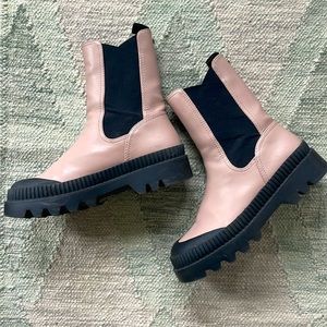 Noize Vegan Leather Morgan All Weather Boots in Nude Sz 9 / 39